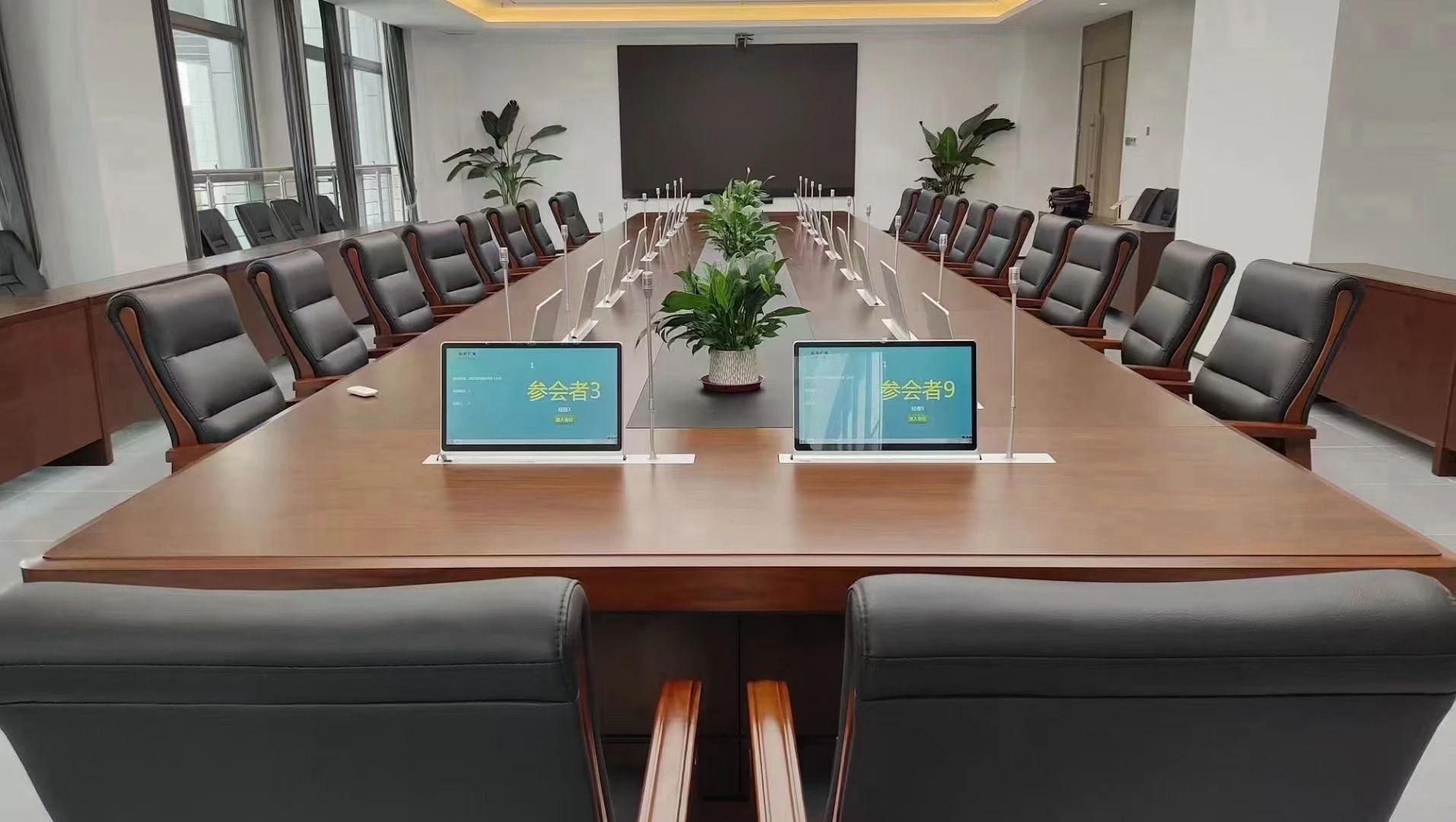航天廣電無紙化會議系統(tǒng)工程產(chǎn)品服務(wù)于校園會議室！